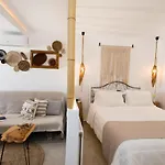 Mykonos Dot Apartament