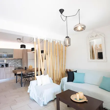 Mykonos Dot أنو ميرا