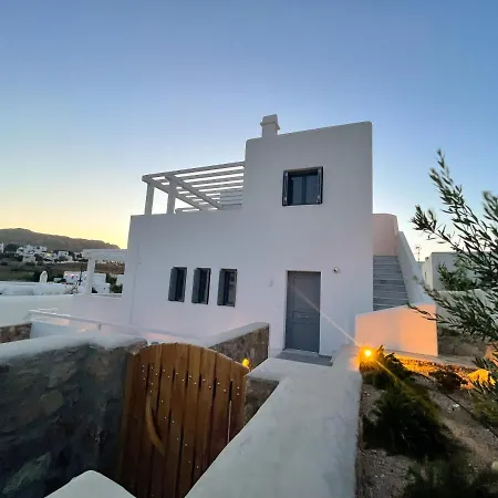 Mykonos Dot Ano Mera