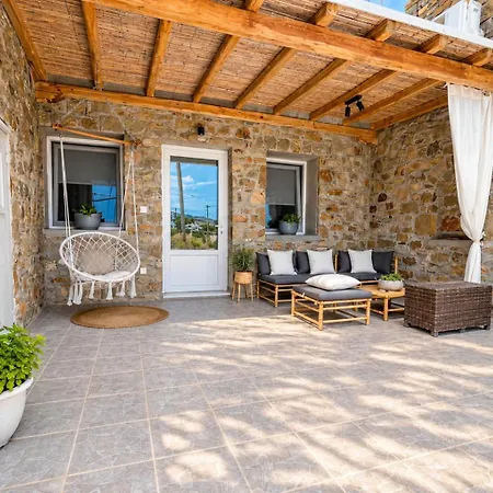 Mykonos Dot * Ano Mera
