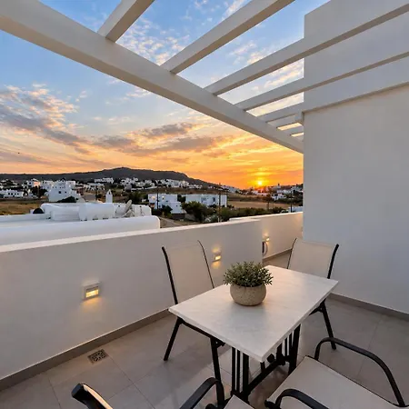 Mykonos Dot Ano Mera