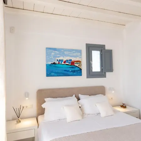 Mykonos Dot Ano Mera